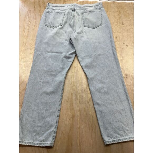 NYDJ Charlotte Relaxed Jeans Light Wash Straight Leg Sz 32 Distressed - Picture 4 of 5